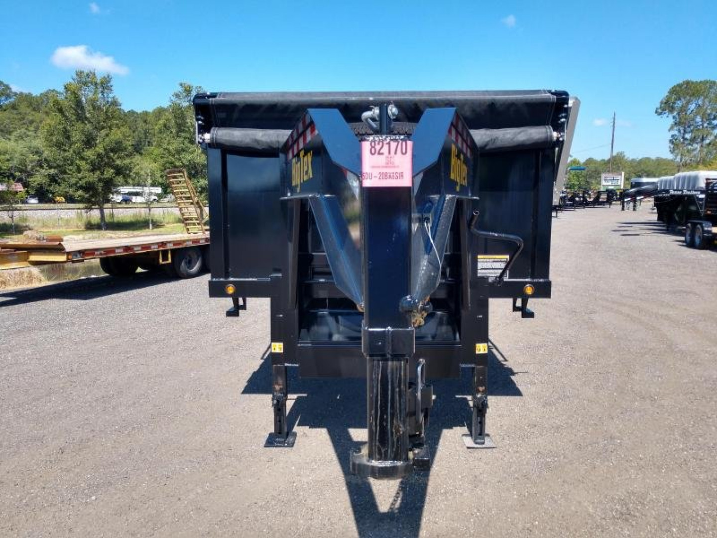 New 25DU-20BK8SIR BIG TEX 8' X 20' DUAL TANDEM GOOSENECK DUMP TRAILER W/ ROLLER ARM TARP ASSEMBLY