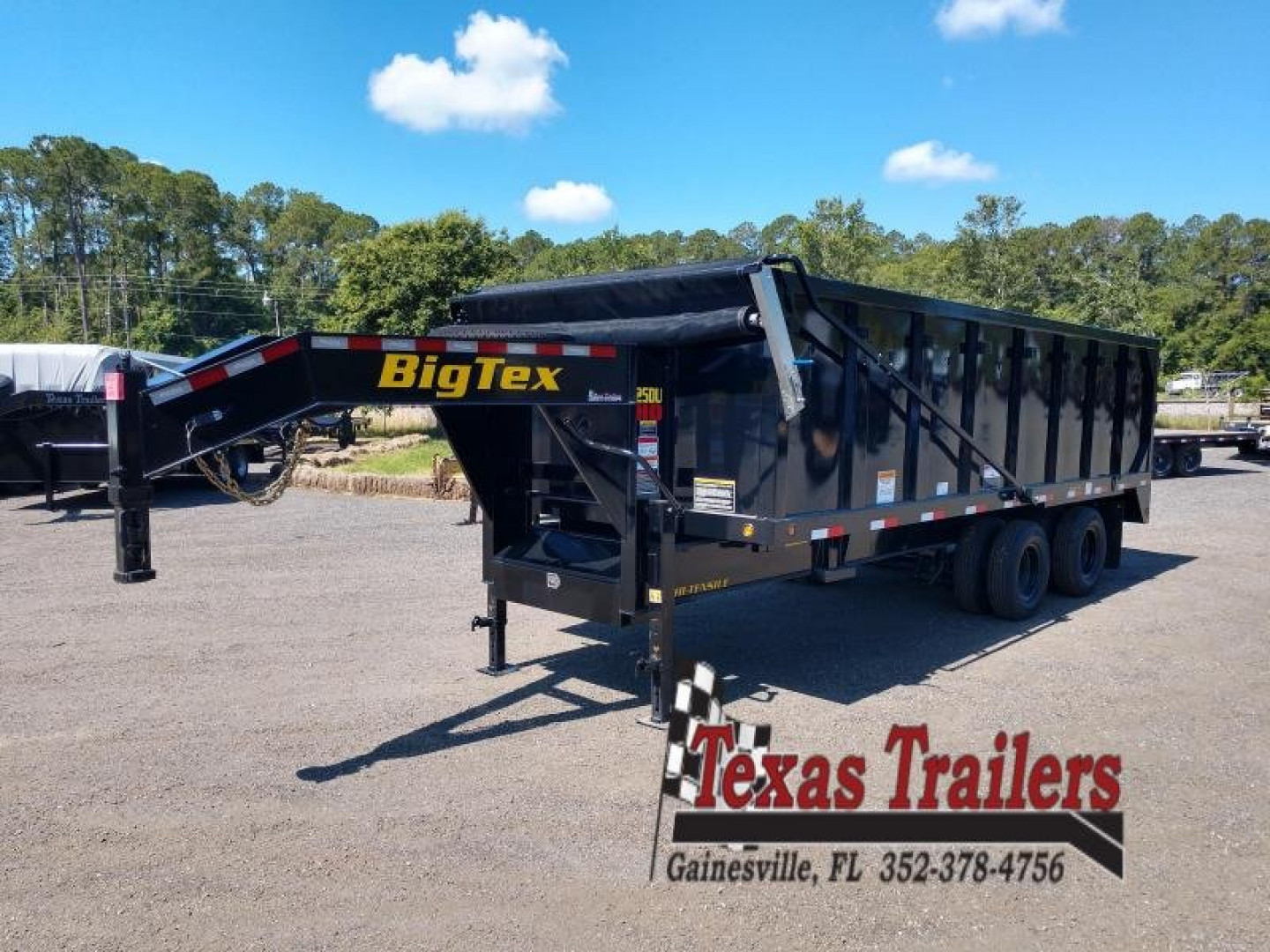 New 25DU-20BK8SIR BIG TEX 8' X 20' DUAL TANDEM GOOSENECK DUMP TRAILER W/ ROLLER ARM TARP ASSEMBLY