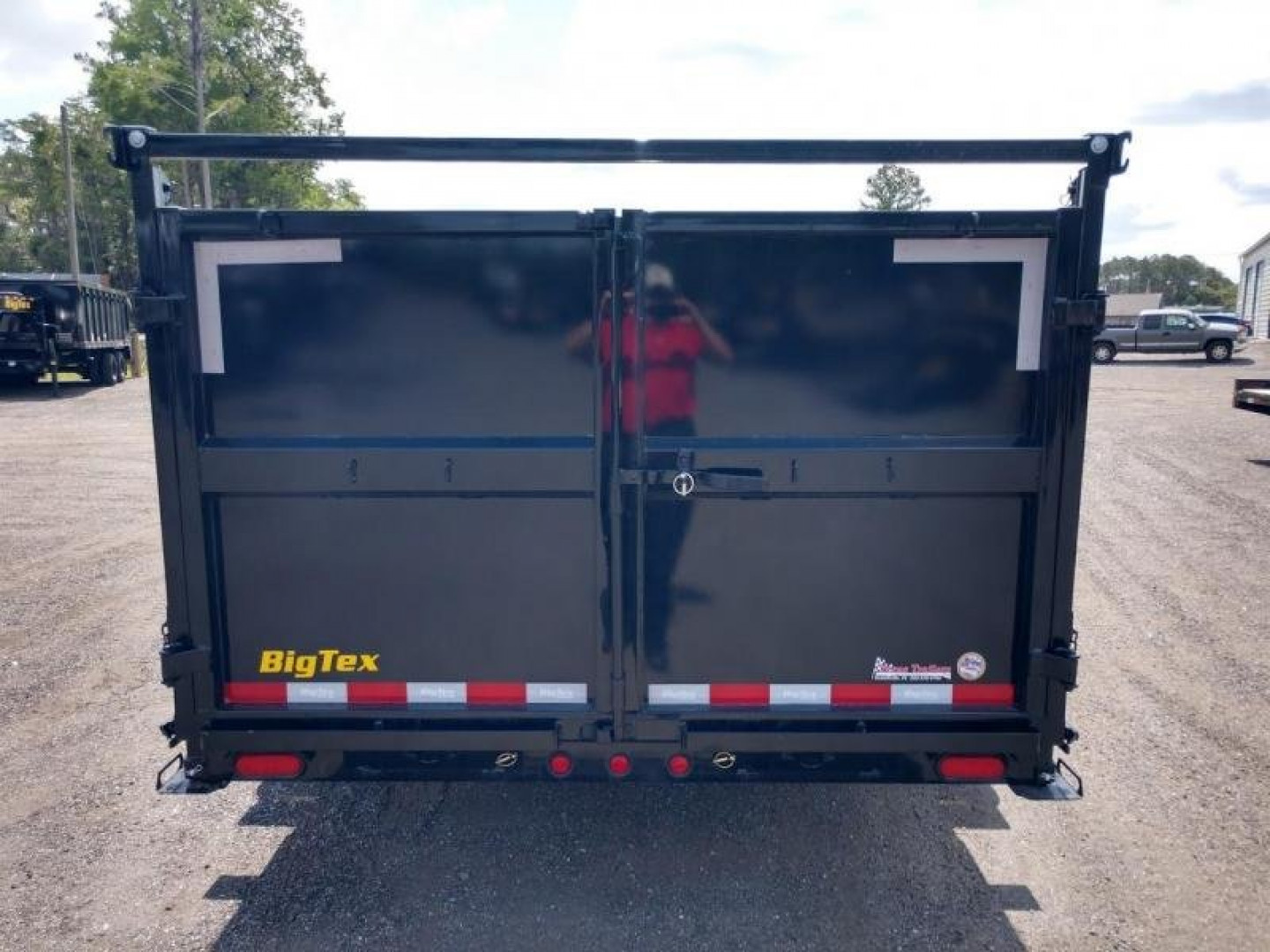 New 14LP-16BK6-P4 BIG TEX 7' X 16' DUMP TRAILER W/ TARP & 4' SIDES