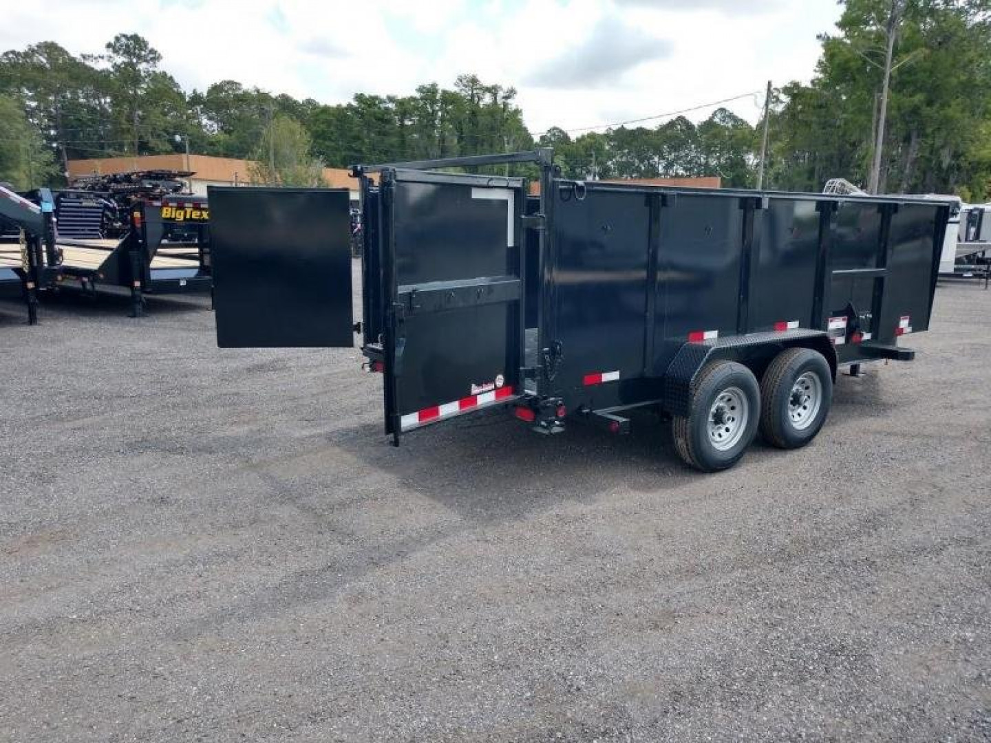 New 14LP-16BK6-P4 BIG TEX 7' X 16' DUMP TRAILER W/ TARP & 4' SIDES