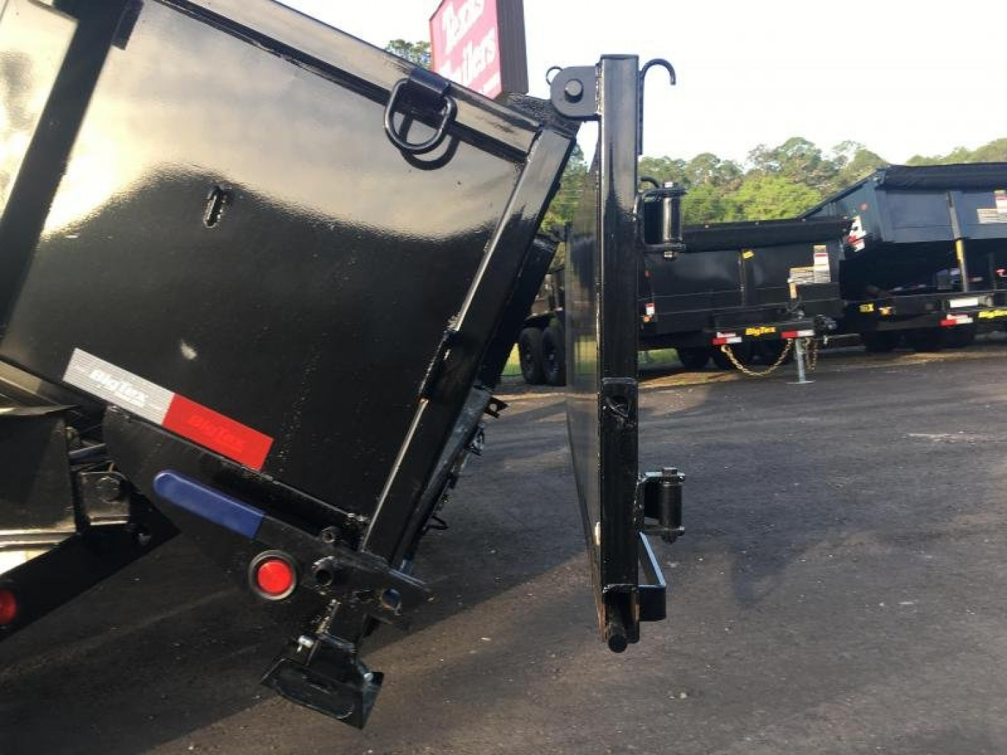 New 14LP-14 BIG TEX 7' X 14' DUMP TRAILER W/ TARP & COMBO REAR GATE W/ 6' SLIDE IN RAMPS