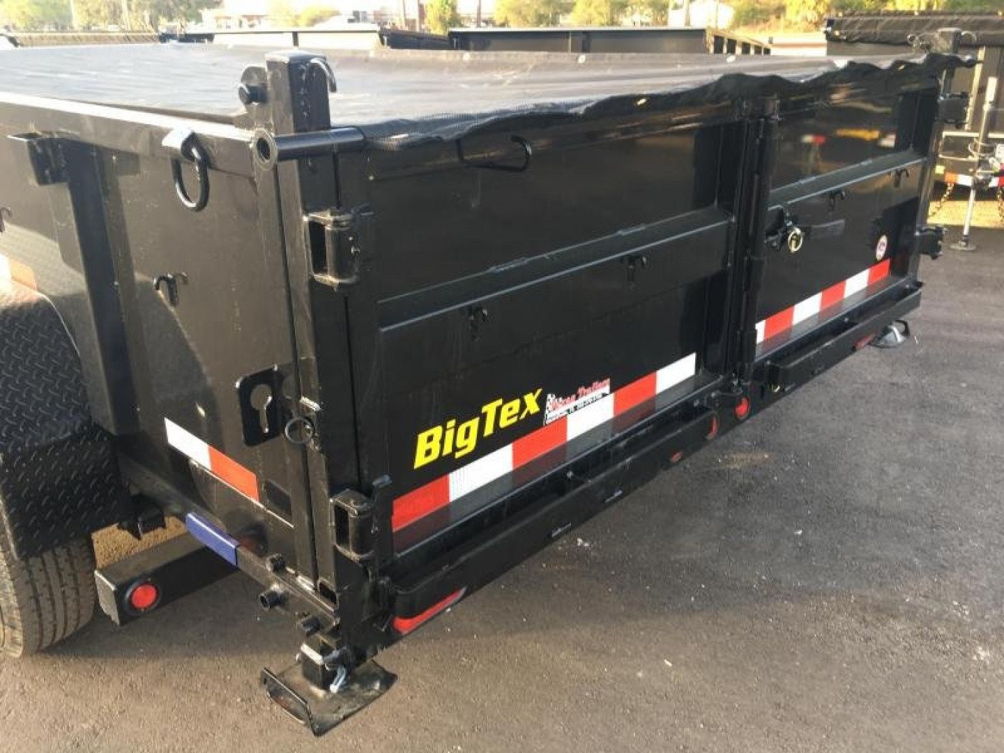 New 14LP-14 BIG TEX 7' X 14' DUMP TRAILER W/ TARP & COMBO REAR GATE W/ 6' SLIDE IN RAMPS