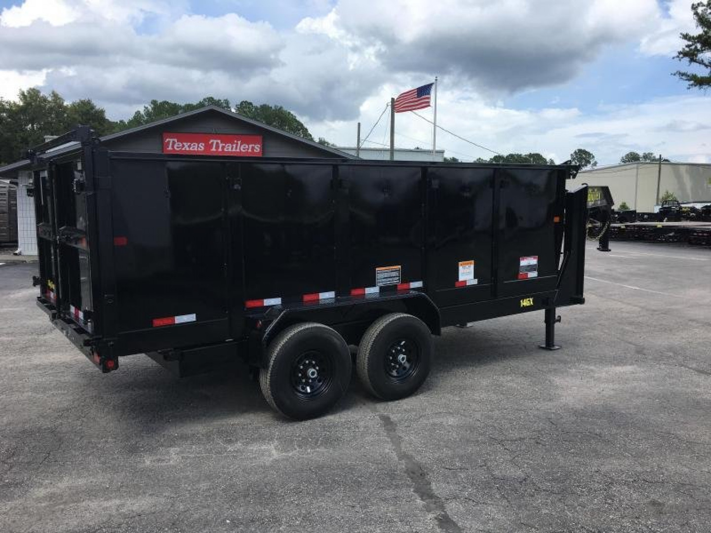 New 14GX-16BK6-P4 BIG TEX 7' X 16' DUMP TRAILER W/ 4' SIDES |