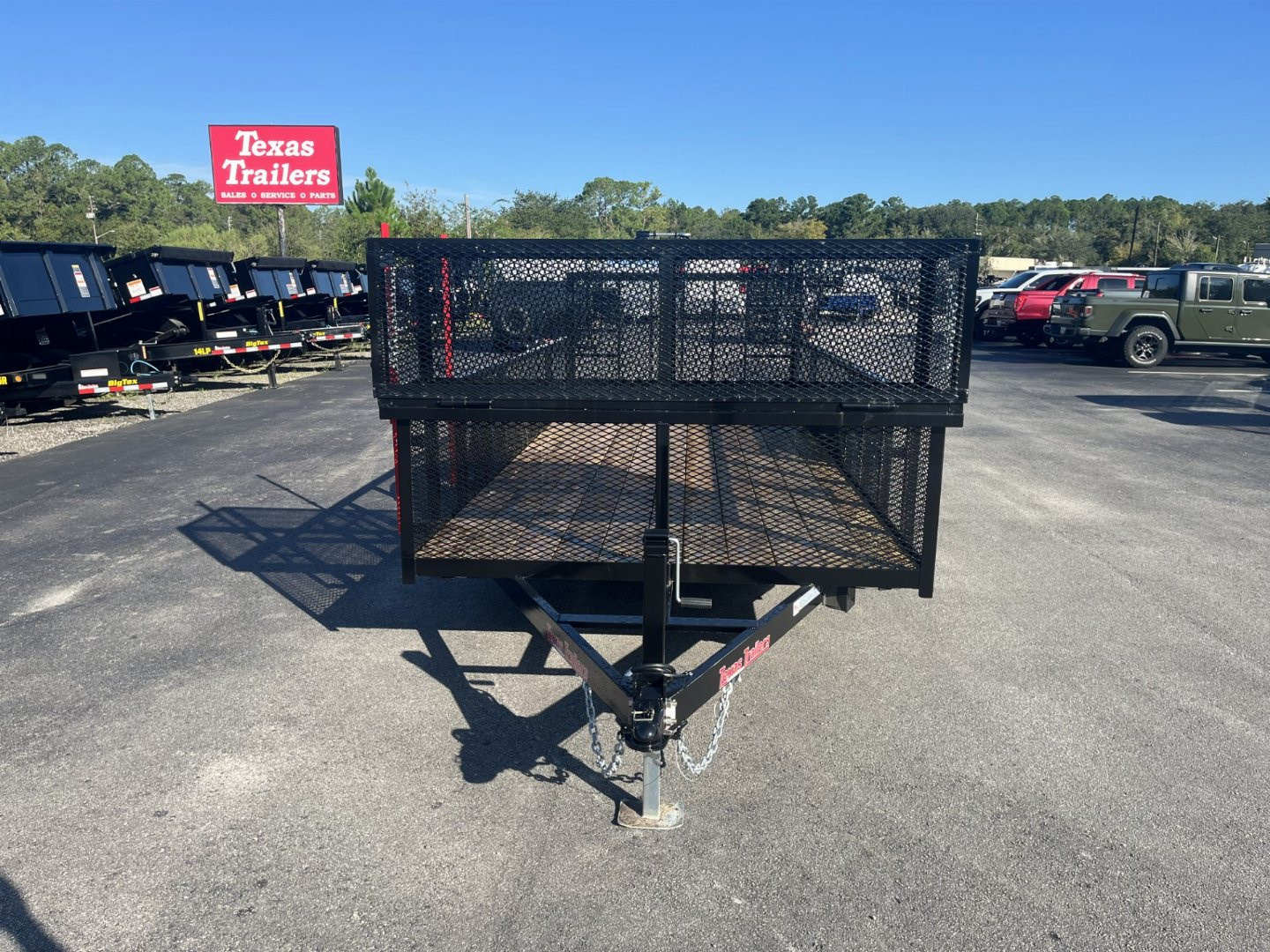 New LM61810U TEXAS TRAILERS 6'10" X 18' LAWN MAINTENANCE TRAILER W/ CUSTOM OPTIONS