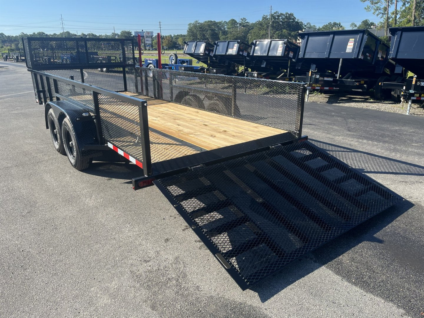 New LM61810U TEXAS TRAILERS 6'10" X 18' LAWN MAINTENANCE TRAILER W/ CUSTOM OPTIONS