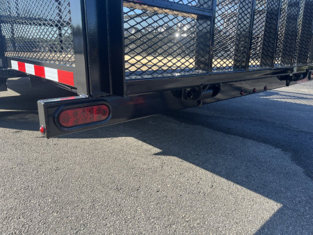 New LM61810U TEXAS TRAILERS 6'10" X 18' LAWN MAINTENANCE TRAILER W/ CUSTOM OPTIONS