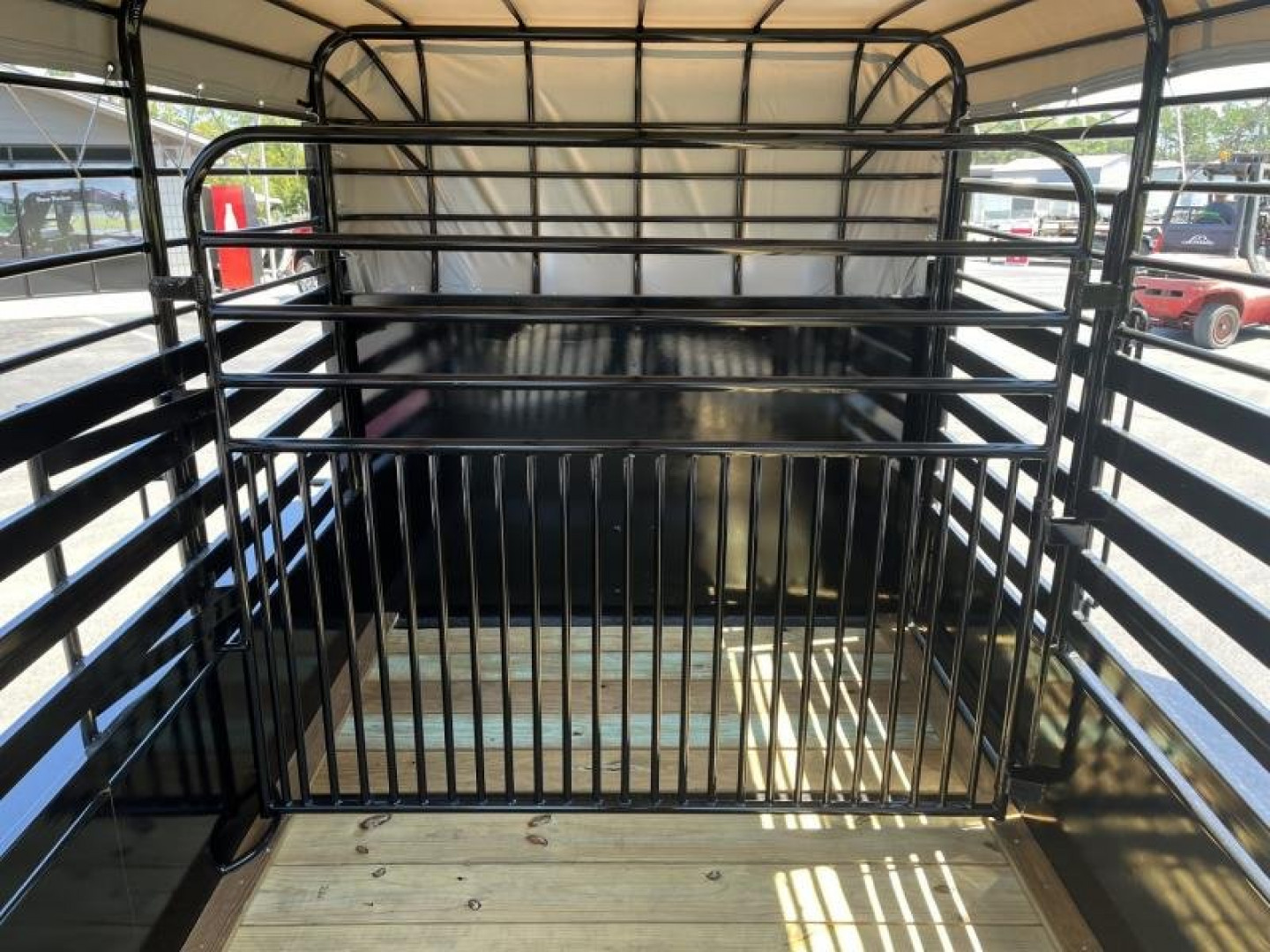 New ST1270G TEXAS TRAILERS 12' GOOSENECK STOCK TRAILER