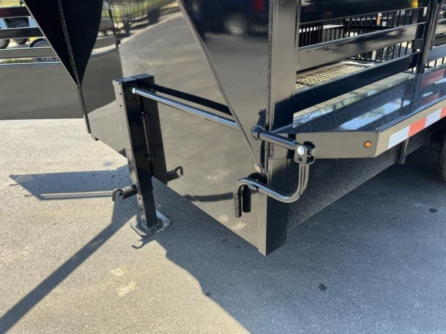 New ST1270G TEXAS TRAILERS 12' GOOSENECK STOCK TRAILER
