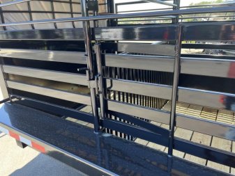 New ST1270G TEXAS TRAILERS 12' GOOSENECK STOCK TRAILER