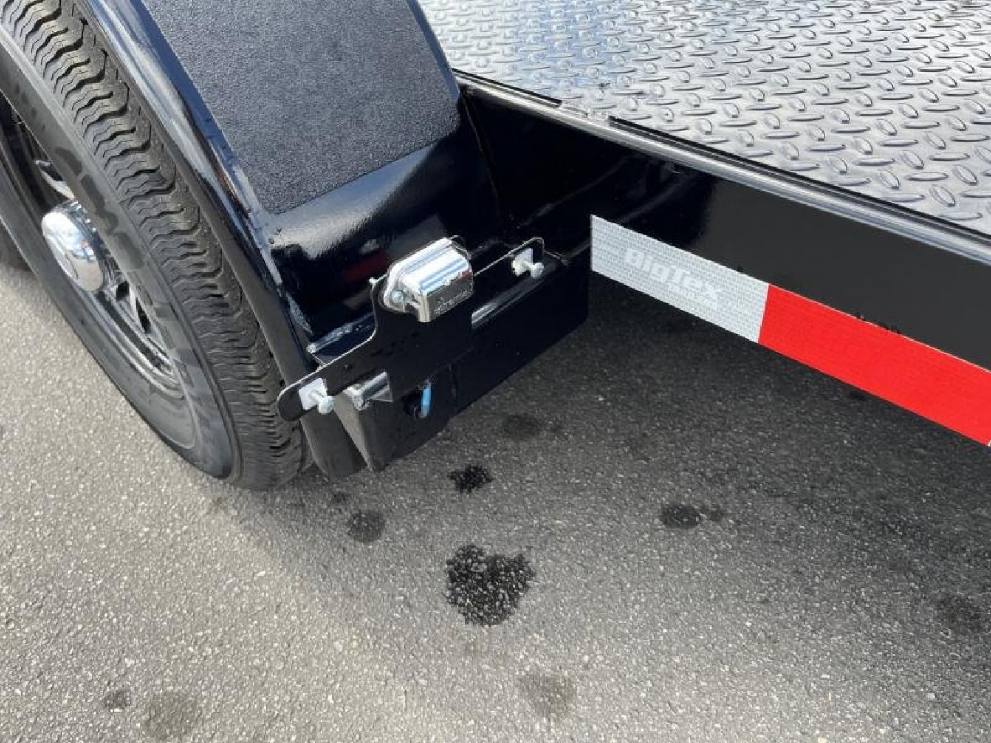 New 10DM-20BK BIG TEX 7' X 20' CAR HAULER