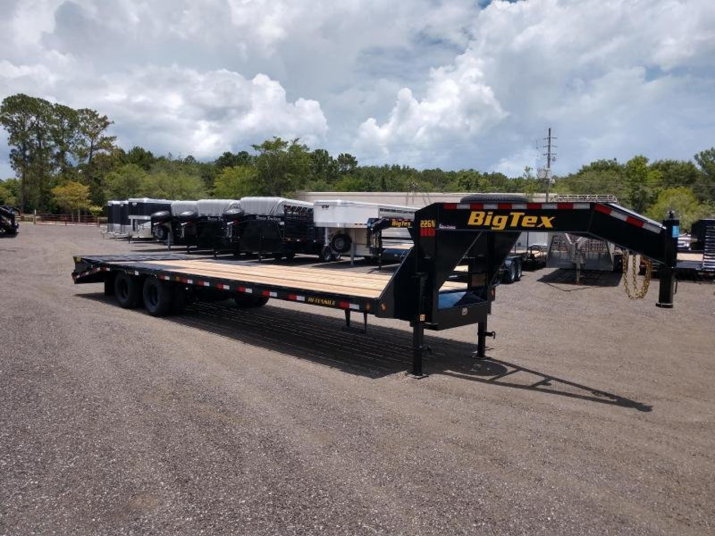 New 22GN-25D5A-MRBK BIG TEX 8.5' X 25' GOOSENECK DUAL TANDEM FLAT BED W/ MEGA RAMPS & FREE SPARE TIRE