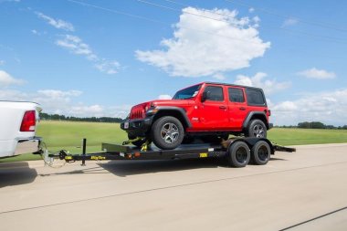New 70DM-18BK BIG TEX 7' X 18' STEEL DECK CAR HAULER