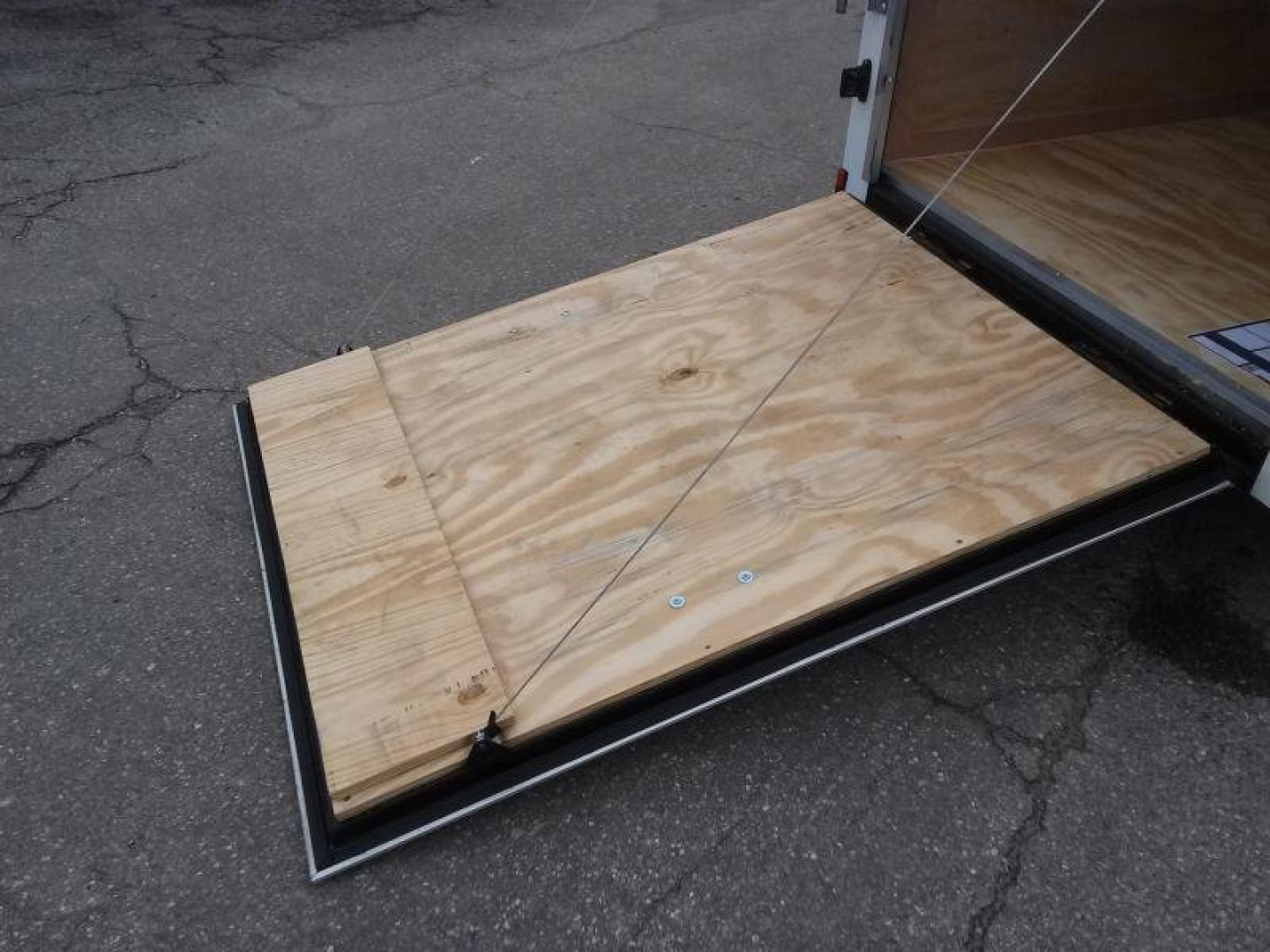 New GANS58SA CARGO MATE 5' X 8' ENCLOSED CARGO TRAILER W/ REAR RAMP DOOR & SIDE DOOR