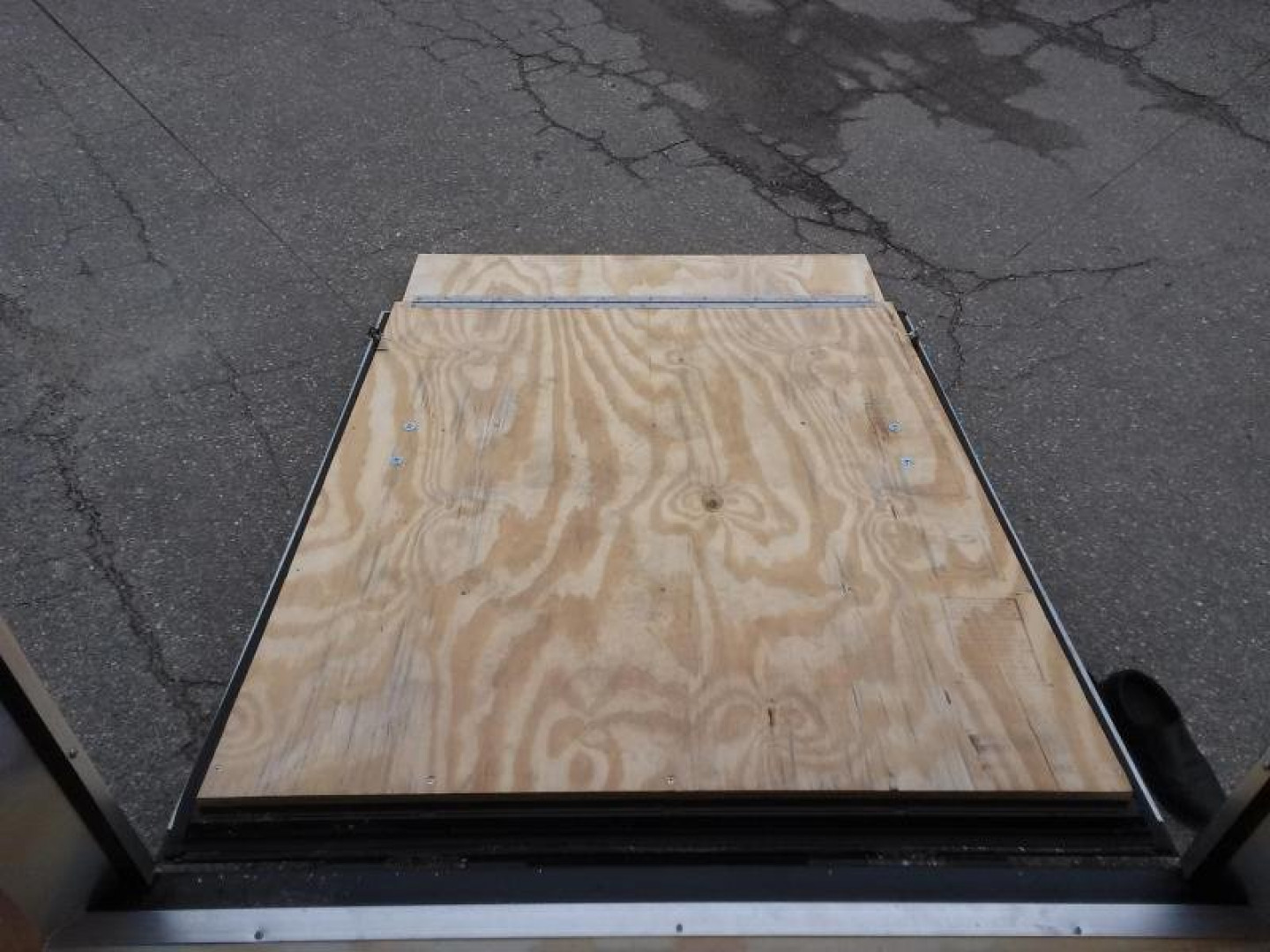 New GANS58SA CARGO MATE 5' X 8' ENCLOSED CARGO TRAILER W/ REAR RAMP DOOR & SIDE DOOR