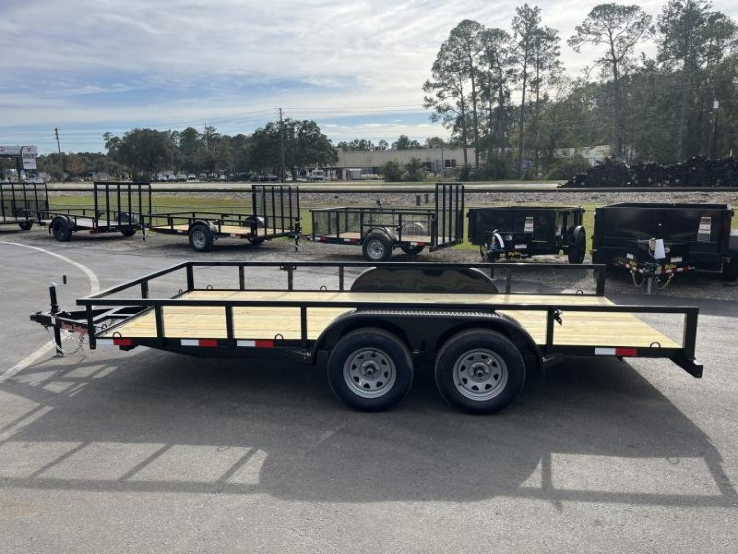 New UT61670-SUR TEXAS TRAILERS 6'10" X 16' UTILITY TRAILER W/ 5' SLIDE UNDER RAMPS