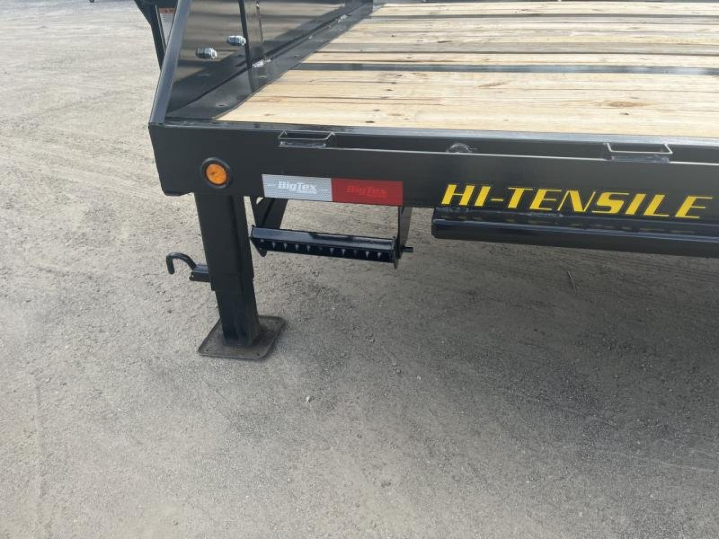 New 22GN-35D5A-MRBK BIG TEX 8.5' X 35' GOOSENECK DUAL TANDEM FLAT BED W/ MEGA RAMPS & FREE SPARE TIRE