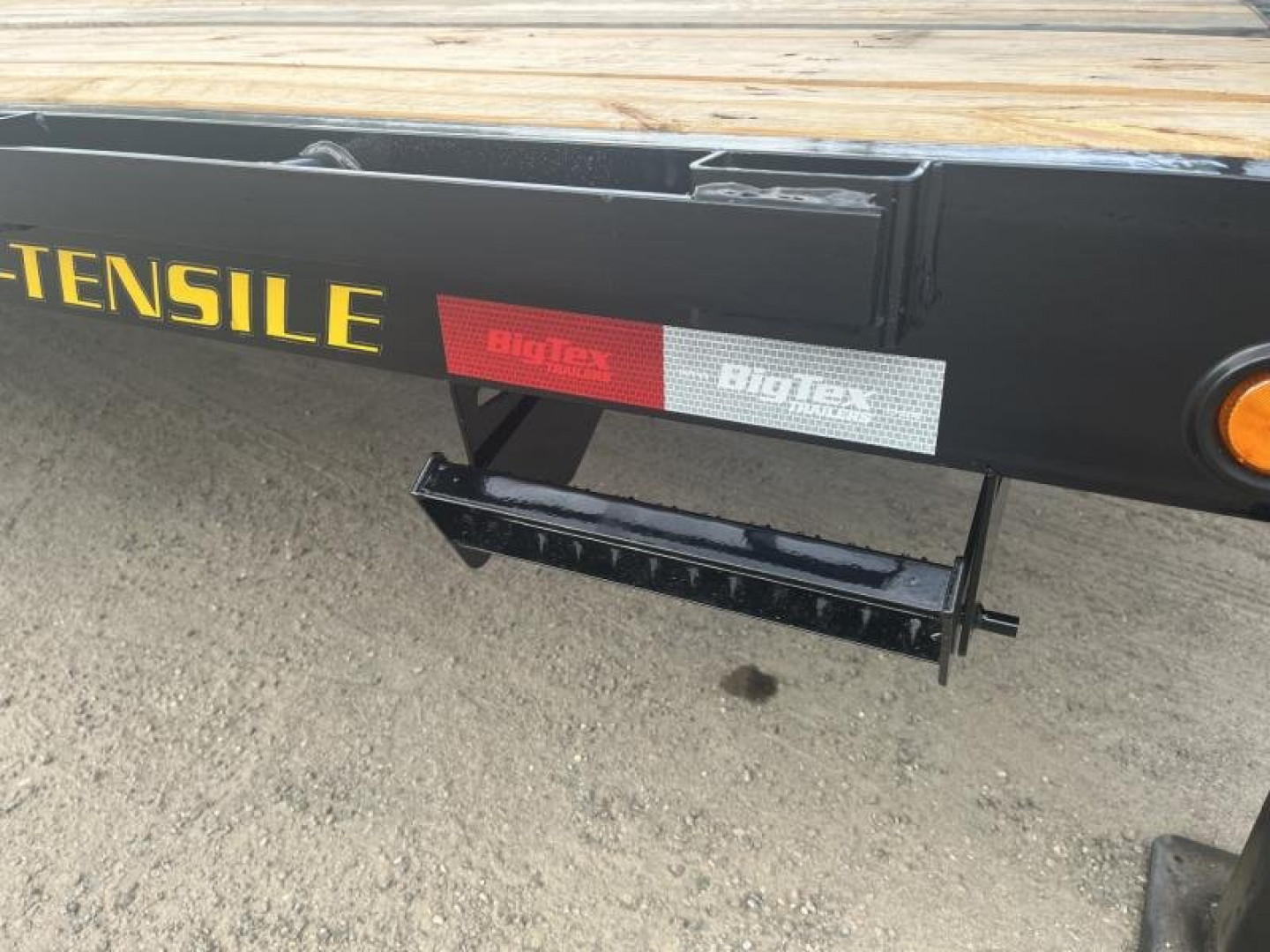 New 22GN-35D5A-MRBK BIG TEX 8.5' X 35' GOOSENECK DUAL TANDEM FLAT BED W/ MEGA RAMPS & FREE SPARE TIRE
