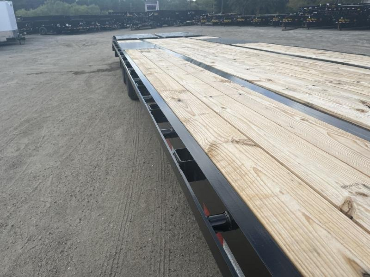 New 22GN-35D5A-MRBK BIG TEX 8.5' X 35' GOOSENECK DUAL TANDEM FLAT BED W/ MEGA RAMPS & FREE SPARE TIRE