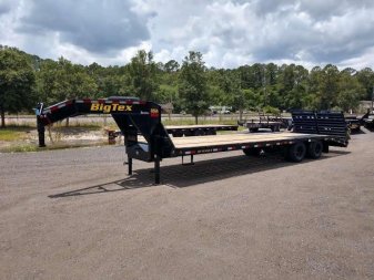 New 22GN-30D5A-MRBK BIG TEX 8.5' X 30' GOOSENECK DUAL TANDEM FLAT BED W/ MEGA RAMPS ; FREE SPARE TIRE
