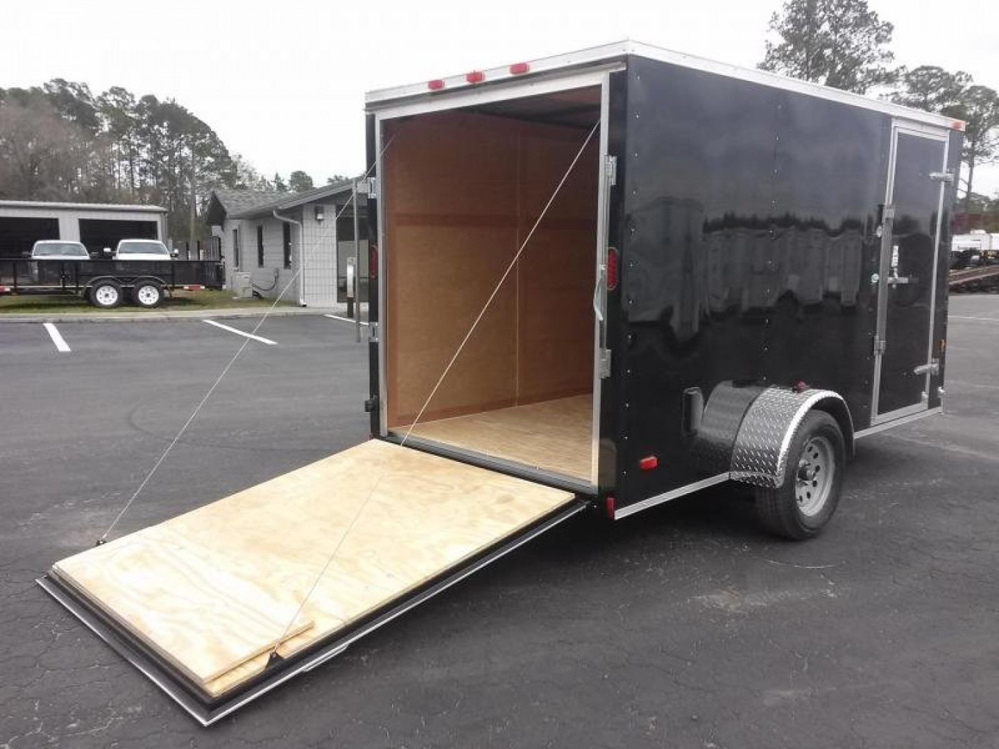 New GANS612SA CARGO MATE 6' X 12' ENCLOSED CARGO TRAILER W/ REAR RAMP DOOR & SIDE DOOR