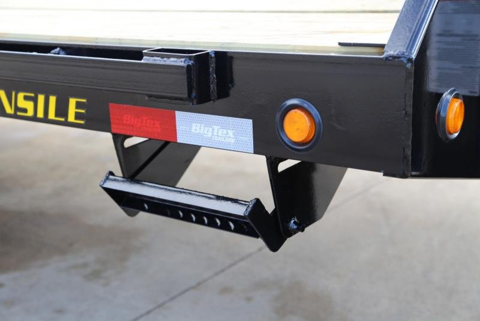 New 22GN-40D5A-MRBK BIG TEX 8.5' X 40' GOOSENECK DUAL TANDEM FLAT BED W/ MEGA RAMPS & FREE SPARE TIRE