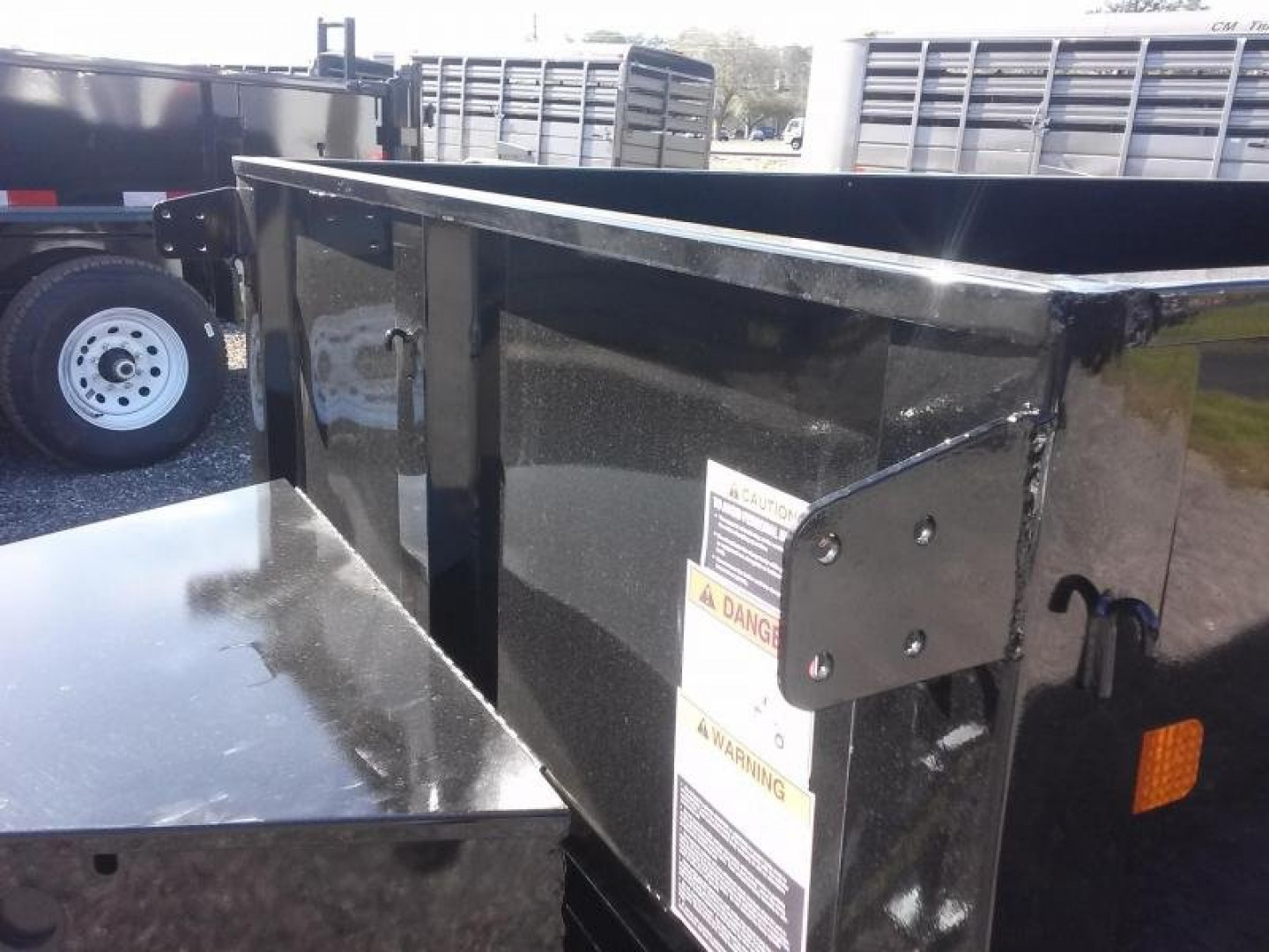 New 70SR-10-5WDD BIG TEX 5' X 10' DUMP TRAILER W/ DOUBLE REAR DOORS