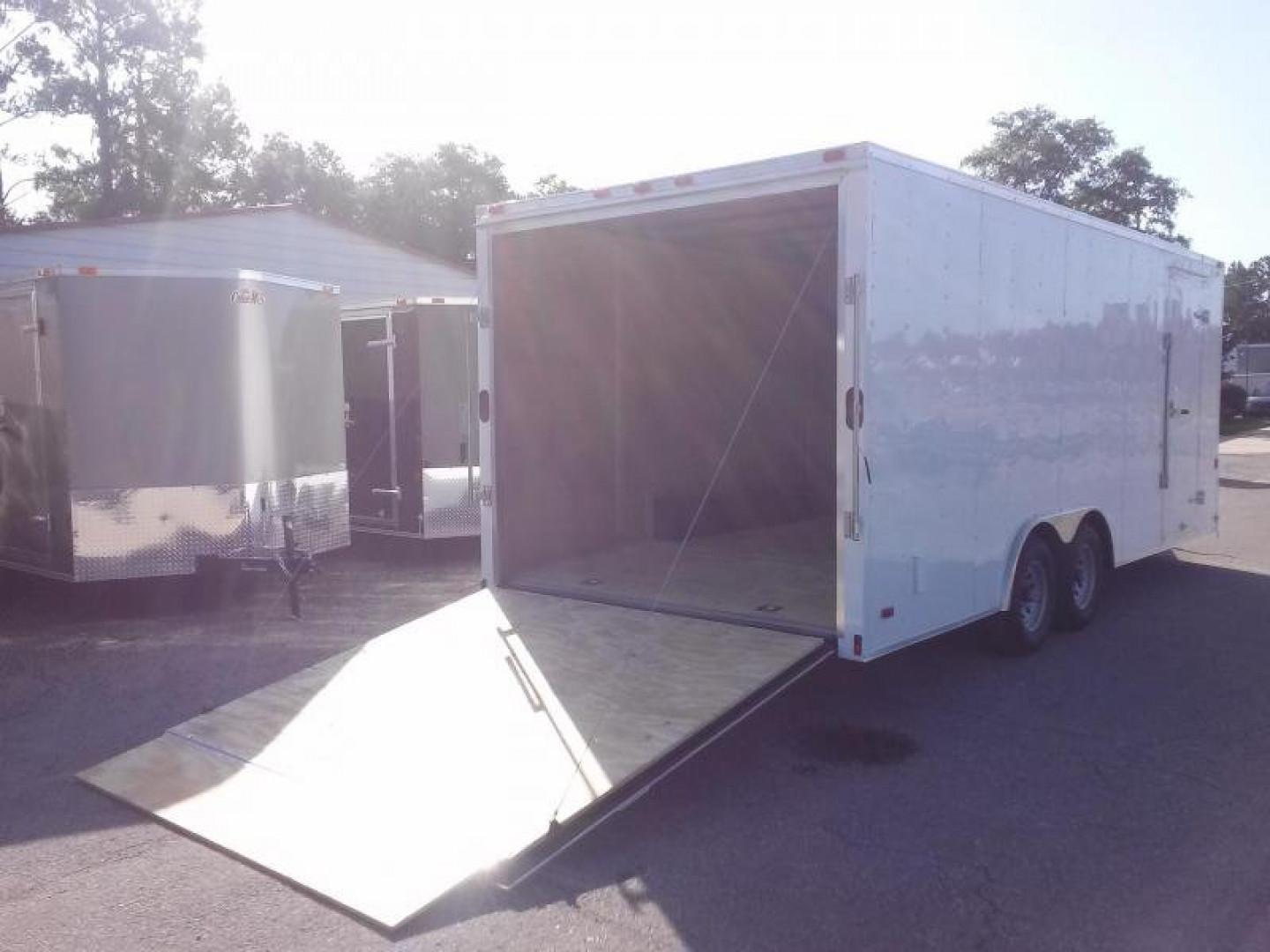New GANS8520TA2 CARGO MATE 8.5' X 20' ENCLOSED CARGO TRAILER W/ REAR RAMP DOOR & SIDE DOOR