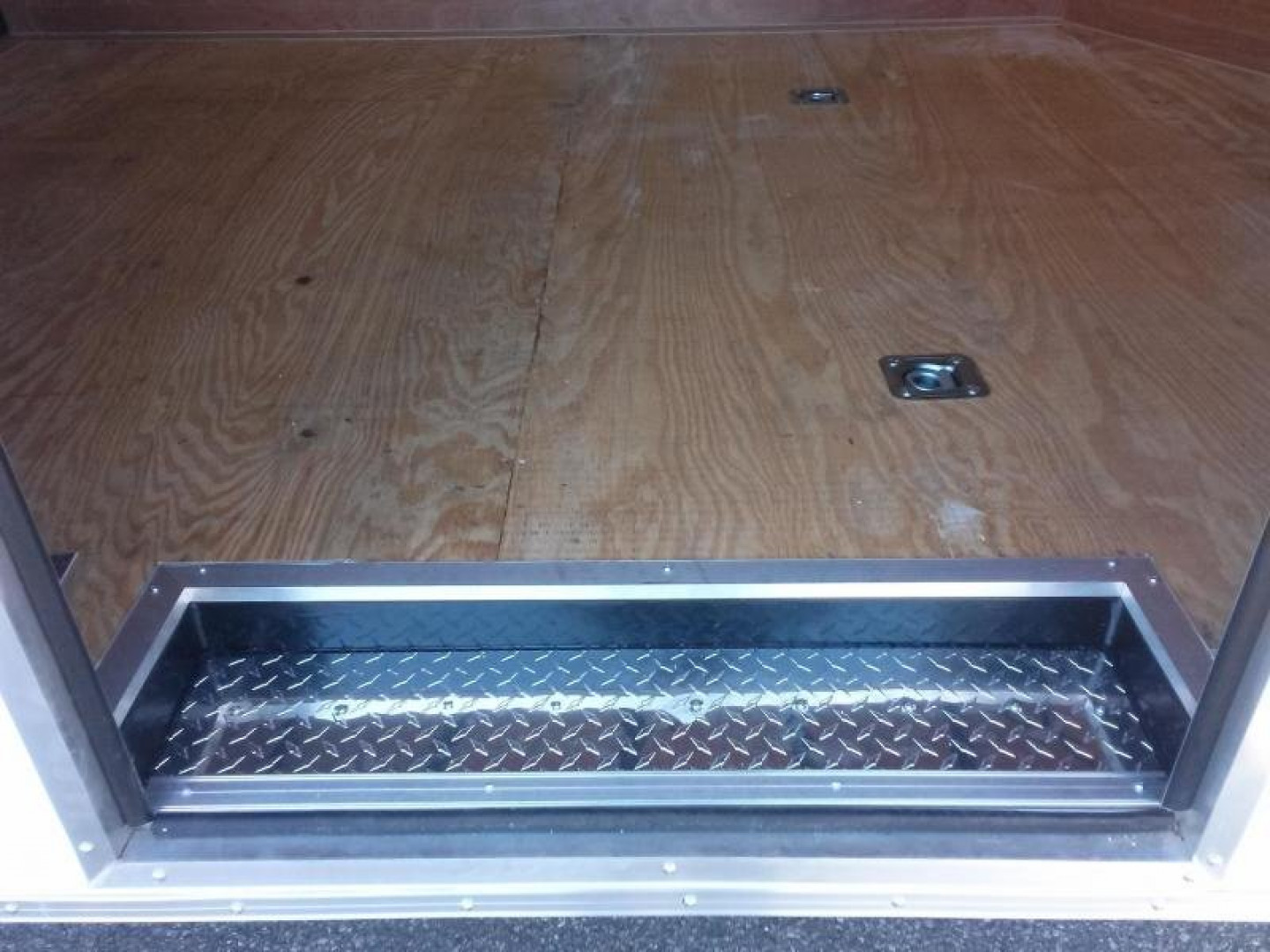 New GANS8520TA2 CARGO MATE 8.5' X 20' ENCLOSED CARGO TRAILER W/ REAR RAMP DOOR & SIDE DOOR