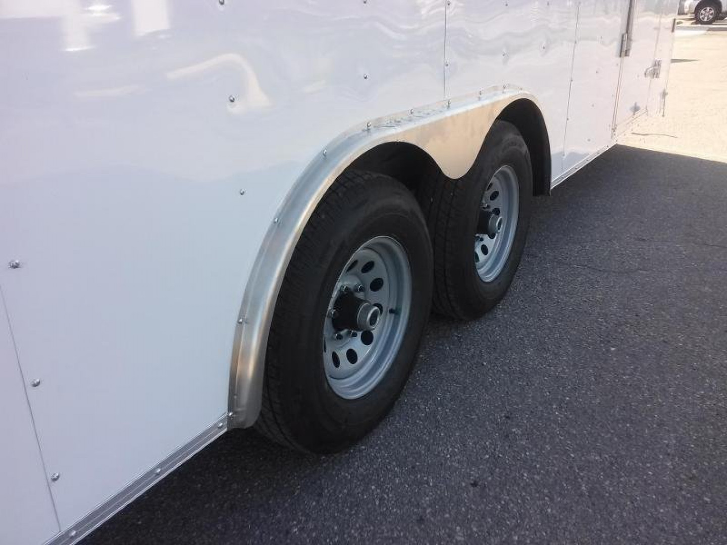 New GANS8520TA2 CARGO MATE 8.5' X 20' ENCLOSED CARGO TRAILER W/ REAR RAMP DOOR & SIDE DOOR