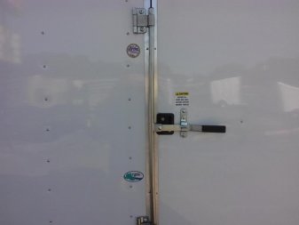 New GANS8520TA2 CARGO MATE 8.5' X 20' ENCLOSED CARGO TRAILER W/ REAR RAMP DOOR & SIDE DOOR