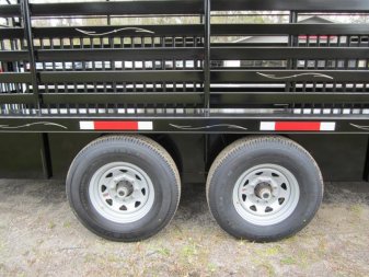 New ST2414G TEXAS TRAILERS 24' GOOSENECK STOCK TRAILER