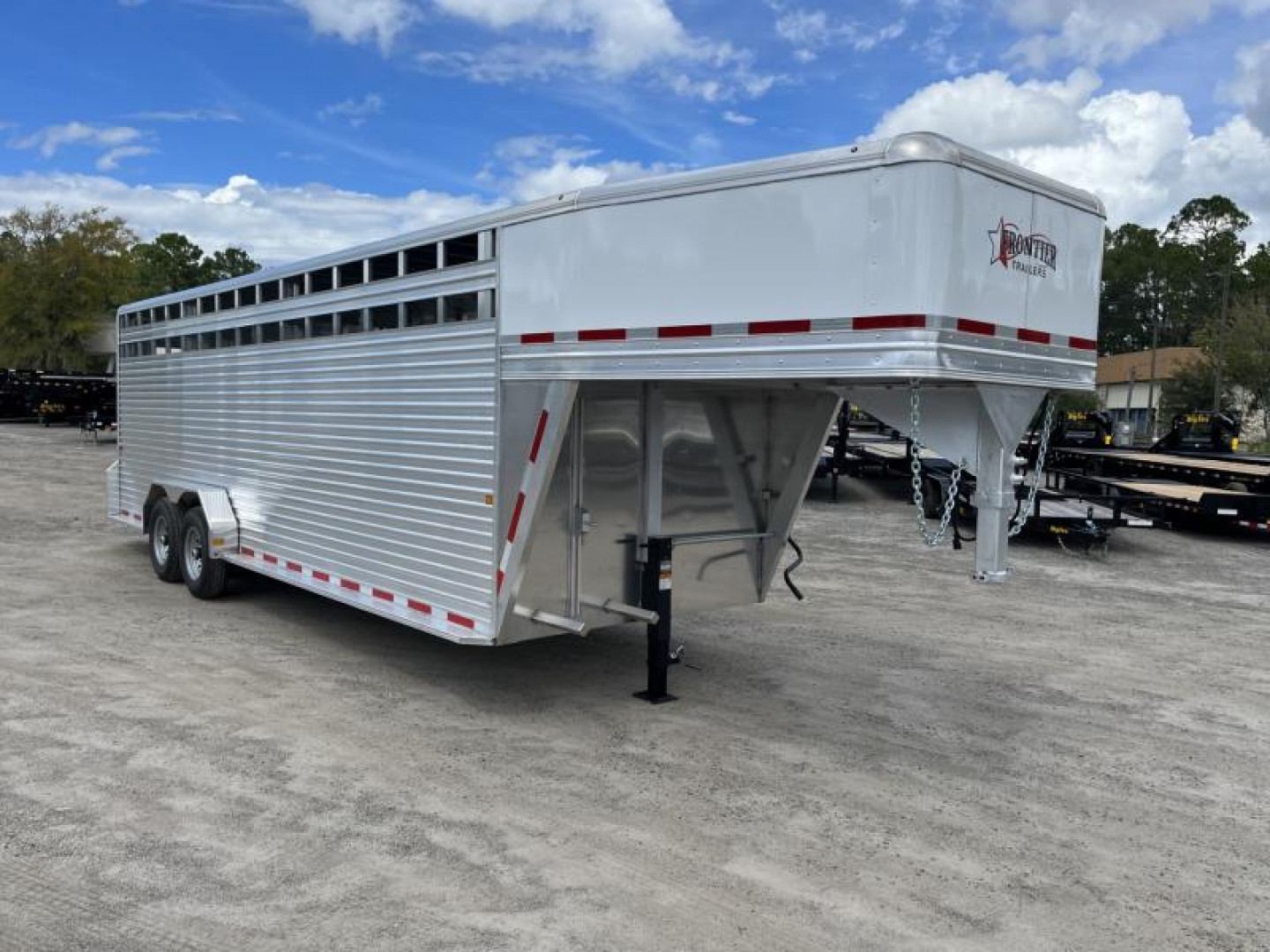 New LIVGN14K24 FRONTIER 7' X 24' ALUMINUM GOOSENECK LIVESTOCK TRAILER