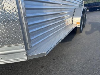 New LIV167LITE FRONTIER 7' X 16' ALUMINUM LIVESTOCK TRAILER
