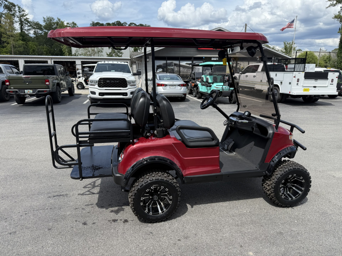 Used USED STAR EV CAPELLA LIFTED 2+2-XP Li-105 GOLF CART