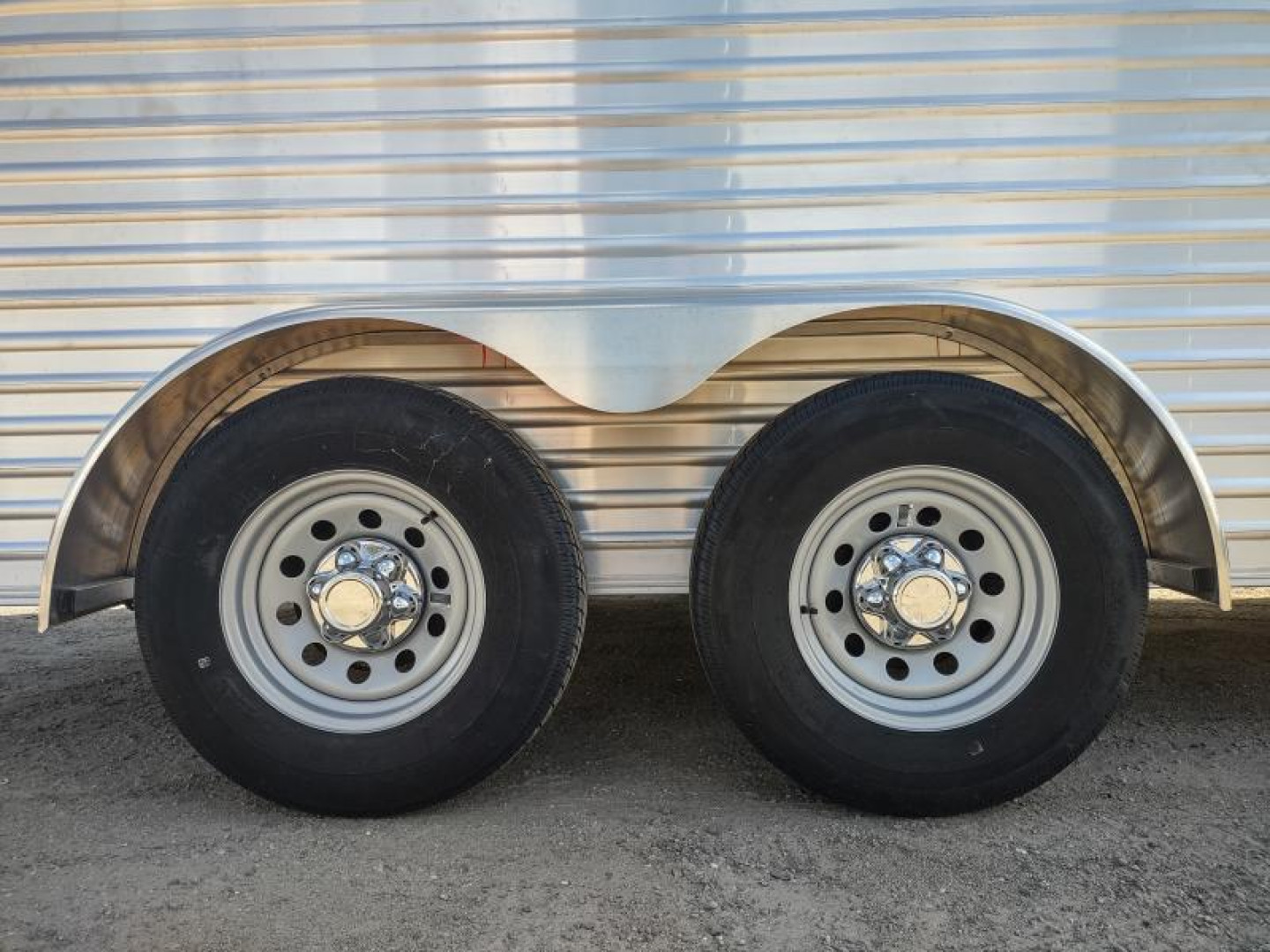 New COLT3HBP FRONTIER COLT 3 HORSE 6'8" X 15' ALUMINUM BUMPER PULL HORSE TRAILER W/ SPARE TIRE