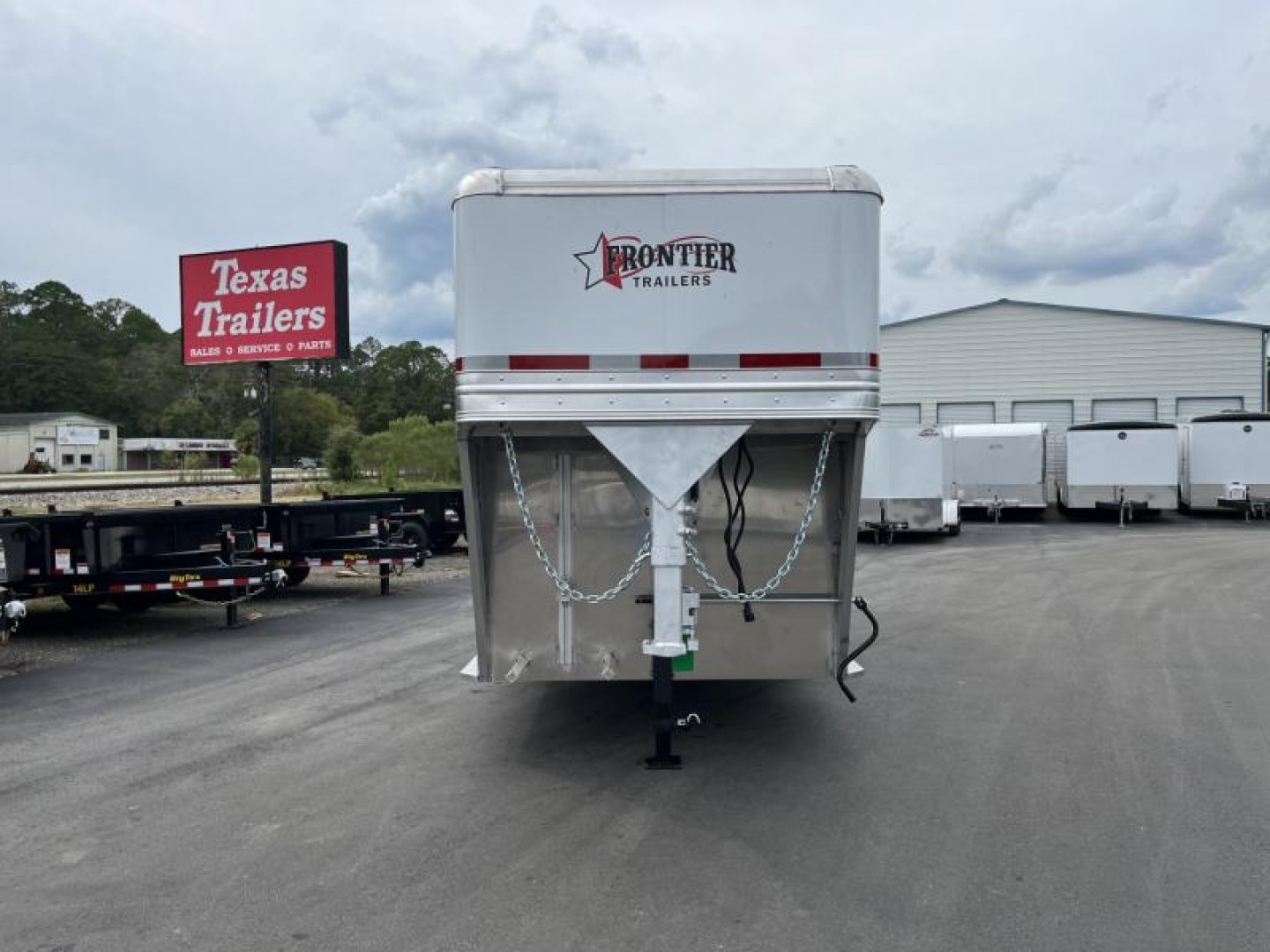 New LIVGN14K20 FRONTIER 7' X 20' ALUMINUM GOOSENECK STOCK TRAILER