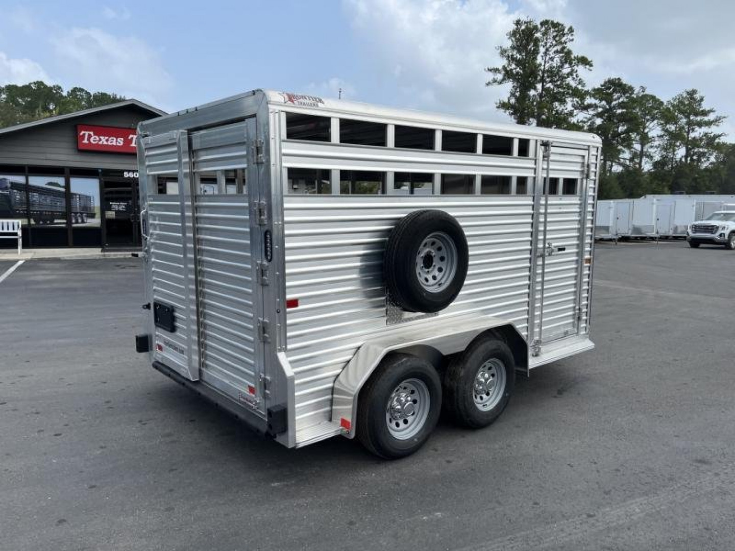 New LIV147 FRONTIER 7' X 14' ALUMINUM LIVESTOCK TRAILER