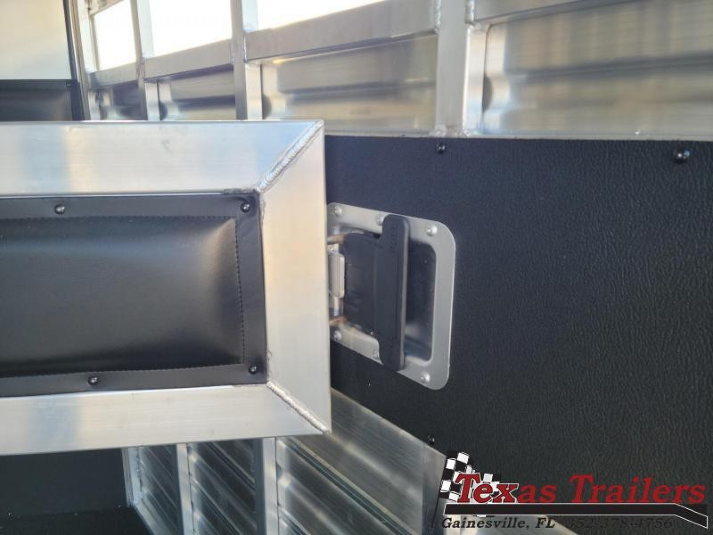 New COLT2HBP FRONTIER COLT 2 HORSE 6'8" X 11' ALUMINUM BUMPER PULL HORSE TRAILER W/ SPARE TIRE