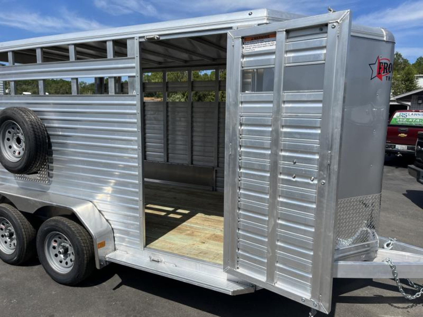 New LIV147LITE FRONTIER 7' X 14' ALUMINUM LIVESTOCK TRAILER