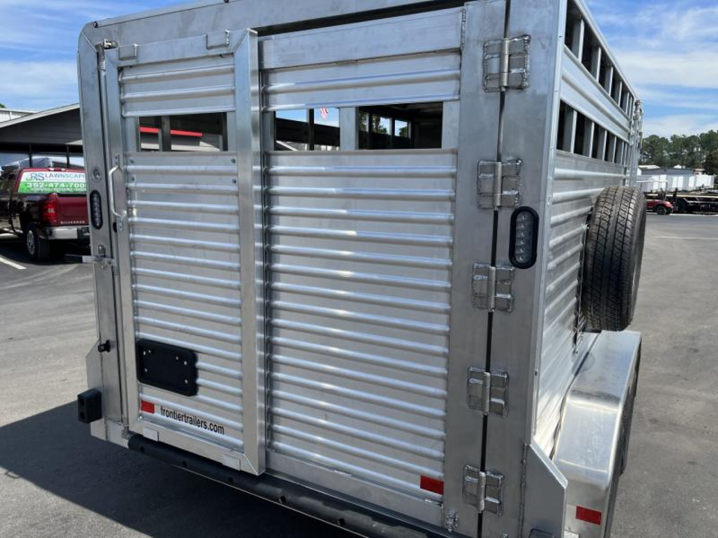 New LIV147LITE FRONTIER 7' X 14' ALUMINUM LIVESTOCK TRAILER