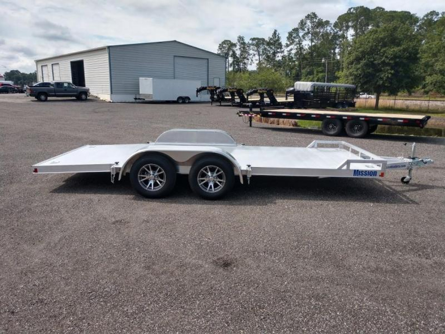 New MOCH8X20A MISSION 6'8" X 20' ALUMINUM CAR HAULER W/ 6' RAMPS