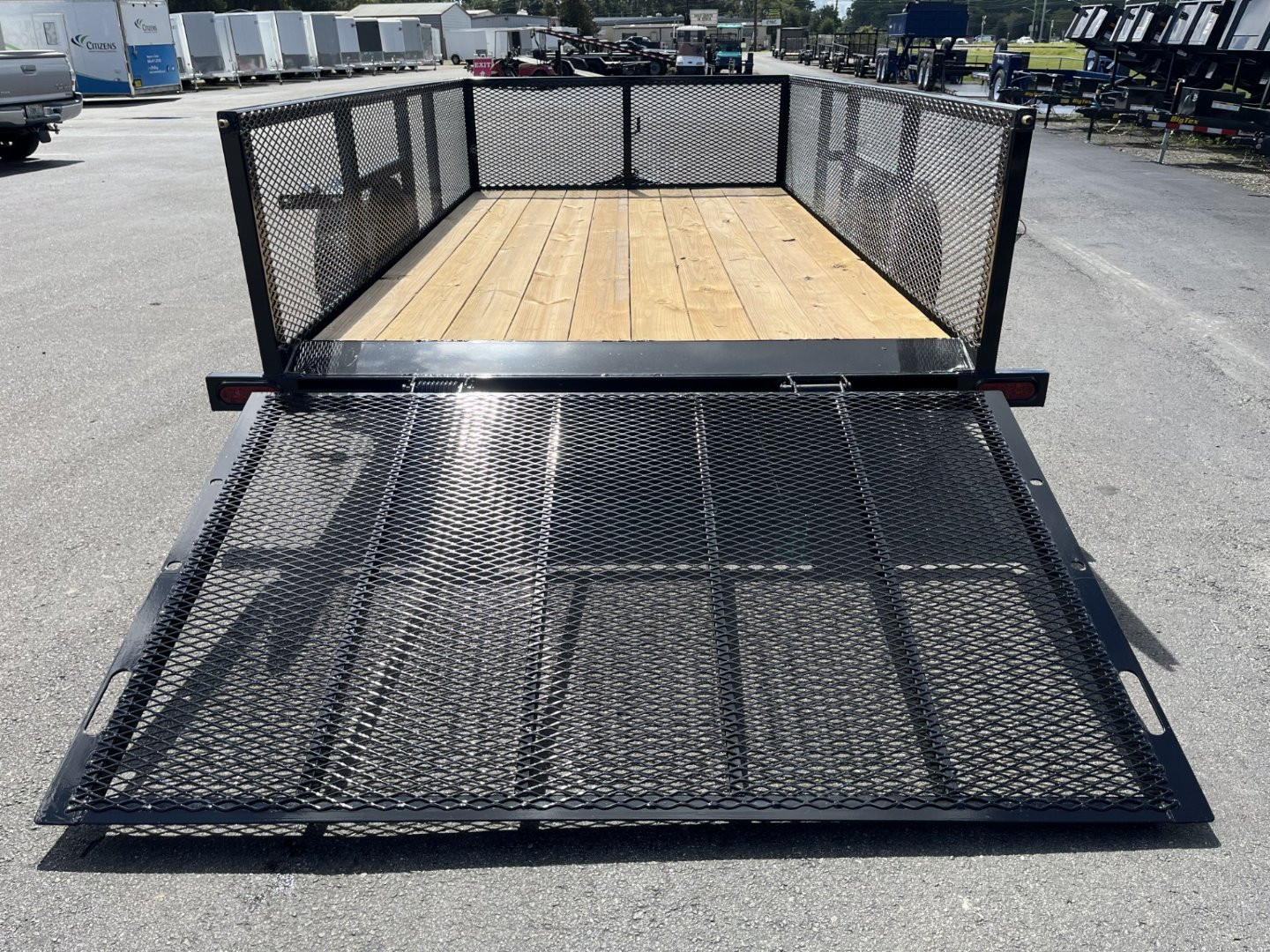 New LM61235 TEXAS TRAILERS 6'5" X 12' LAWN MAINTENANCE TRAILER
