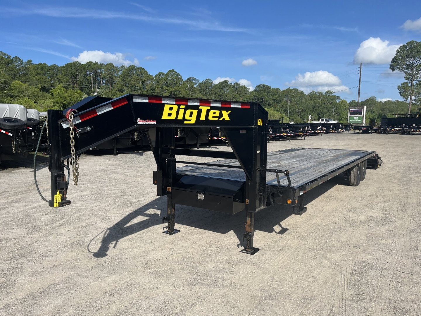 Used 14GN-25BK+5MR BIG TEX 30' GOOSENECK FLAT BED W/ MEGA RAMPS