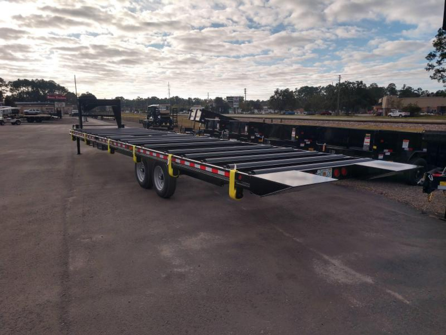 New CT3516G TEXAS TRAILERS 8.5' X 35' GOOSENECK ROLLER TRAILER