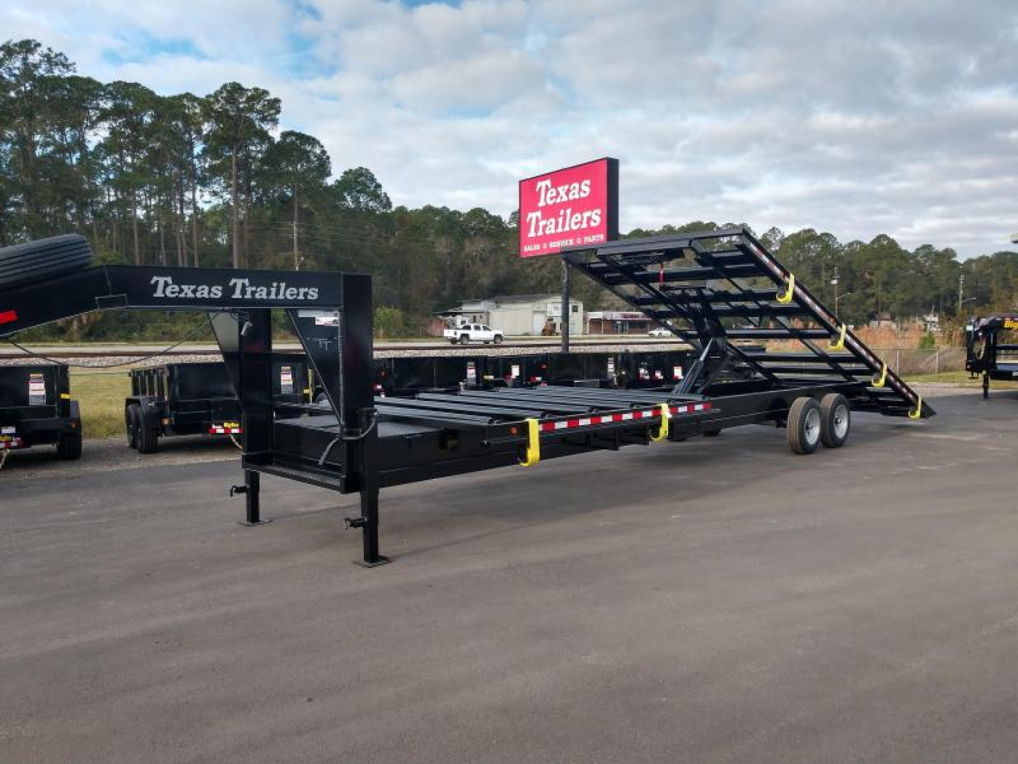 New CT3516G TEXAS TRAILERS 8.5' X 35' GOOSENECK ROLLER TRAILER