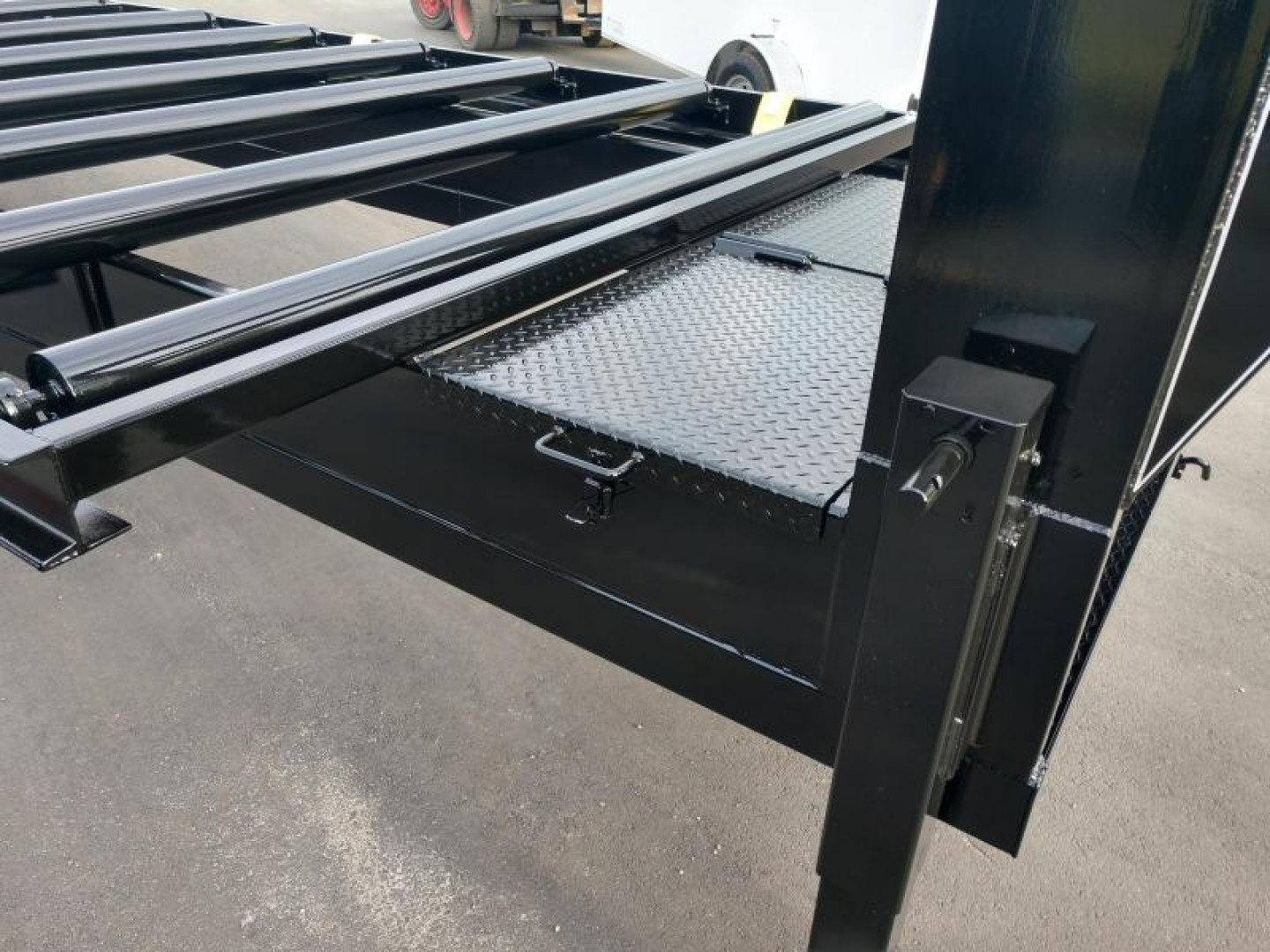 New CT3516G TEXAS TRAILERS 8.5' X 35' GOOSENECK ROLLER TRAILER