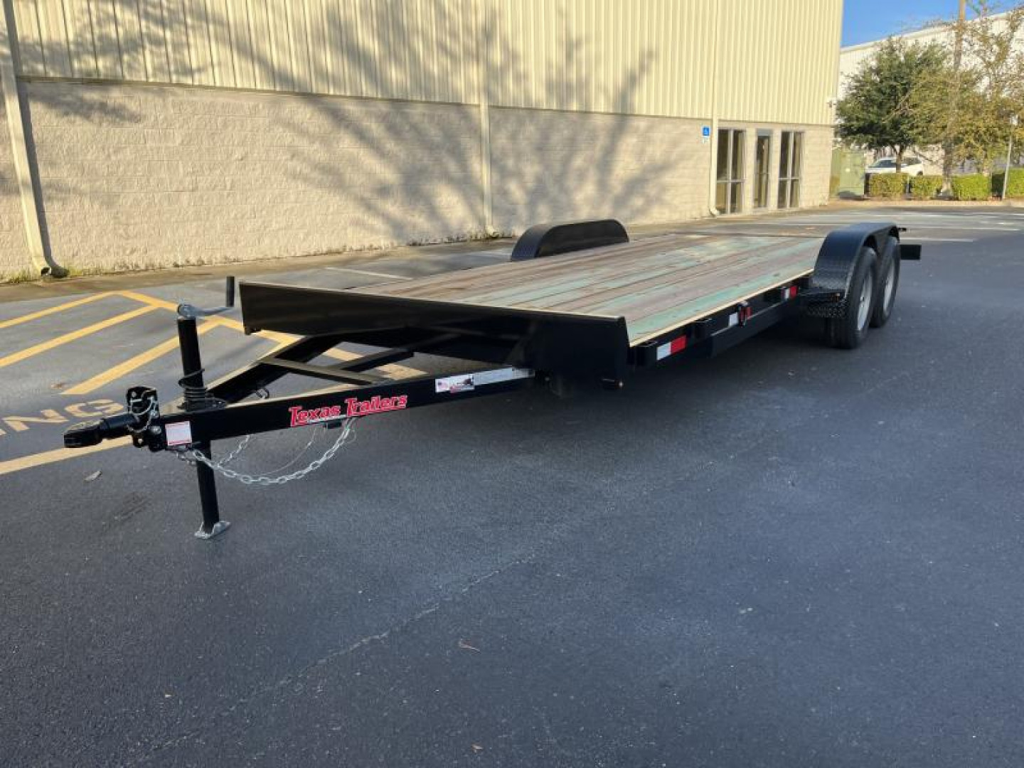 New CH2070 TEXAS TRAILERS 6'10" X 20' CAR HAULER W/ SLIDE OUT RAMPS