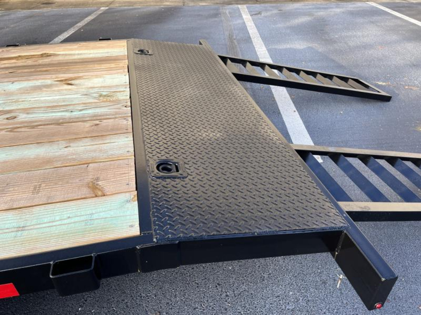 New CH2070 TEXAS TRAILERS 6'10" X 20' CAR HAULER W/ SLIDE OUT RAMPS