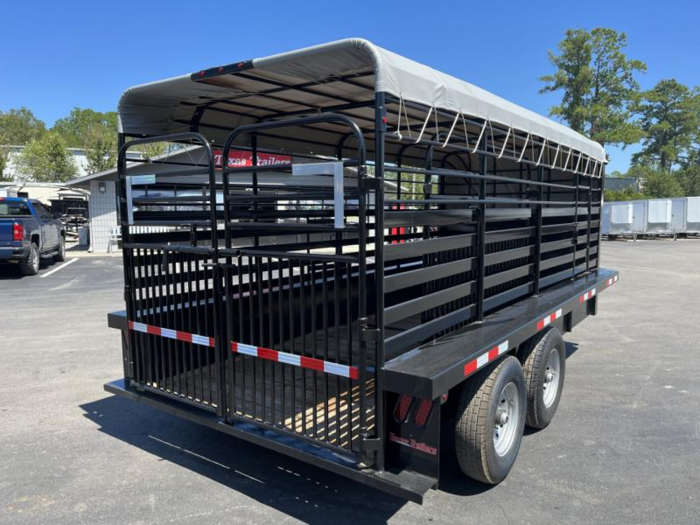 New ST1612G TEXAS TRAILERS 16' GOOSENECK STOCK TRAILER