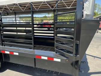 New ST1612G TEXAS TRAILERS 16' GOOSENECK STOCK TRAILER